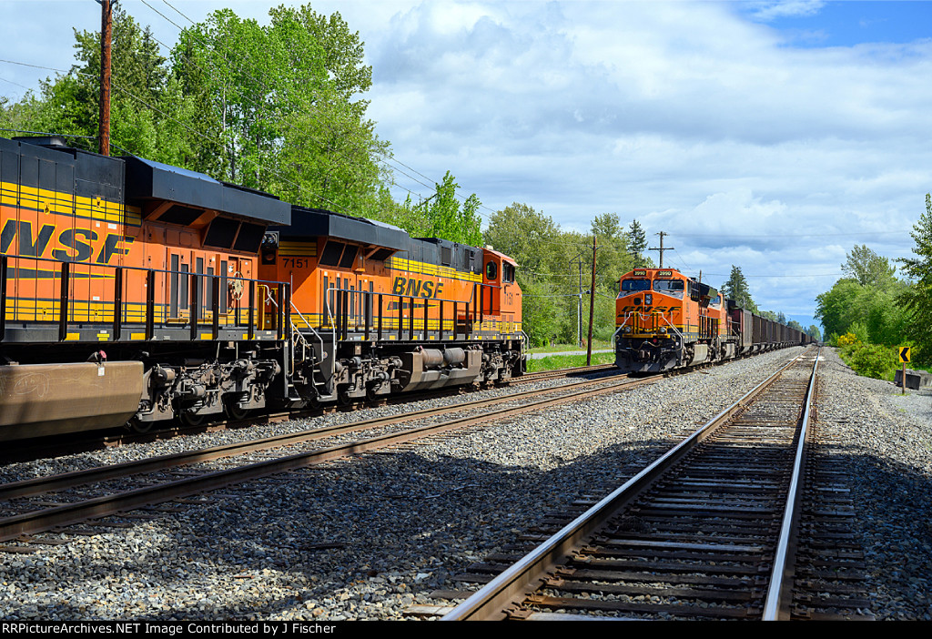 BNSF 7151